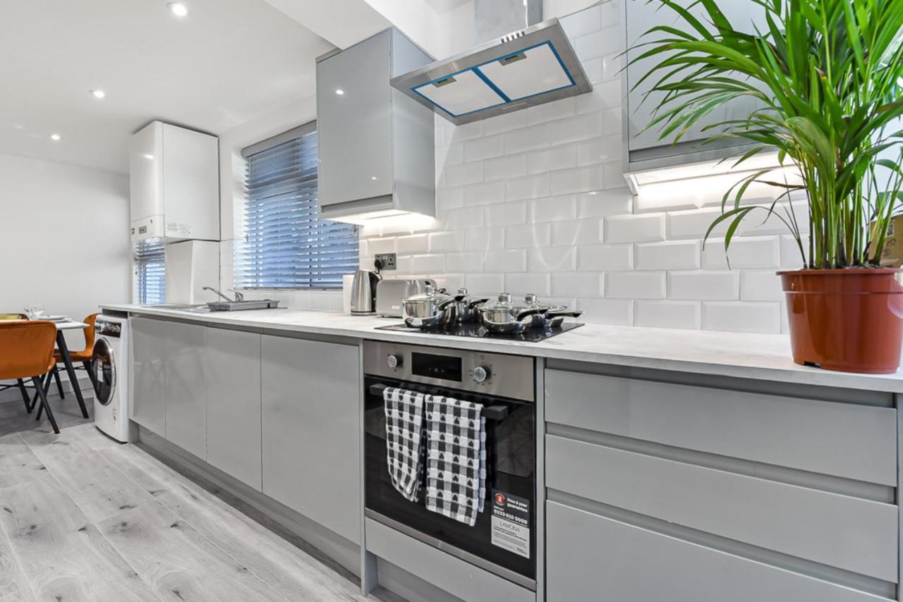 Lovely 2 Bedroom Apartment In Greater London Exteriör bild