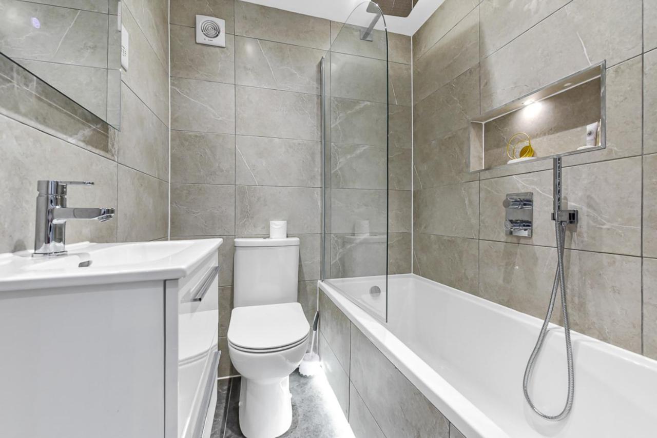 Lovely 2 Bedroom Apartment In Greater London Exteriör bild