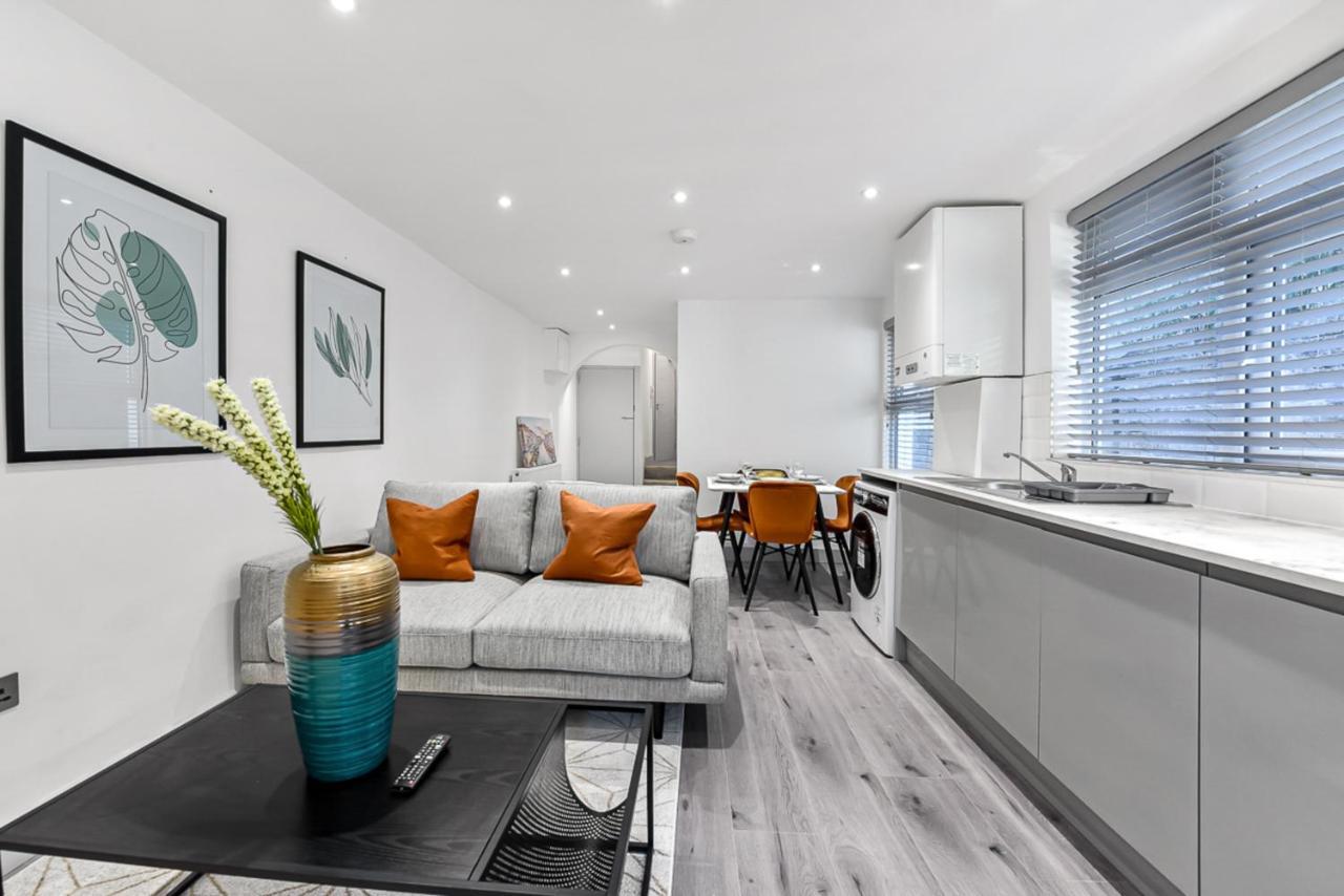 Lovely 2 Bedroom Apartment In Greater London Exteriör bild
